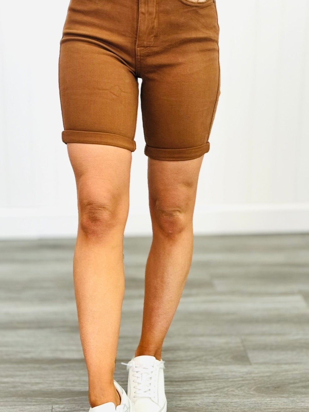 New Judy Blue Confidence ls Key Brown Tummy Control Bermuda Shorts Size XL